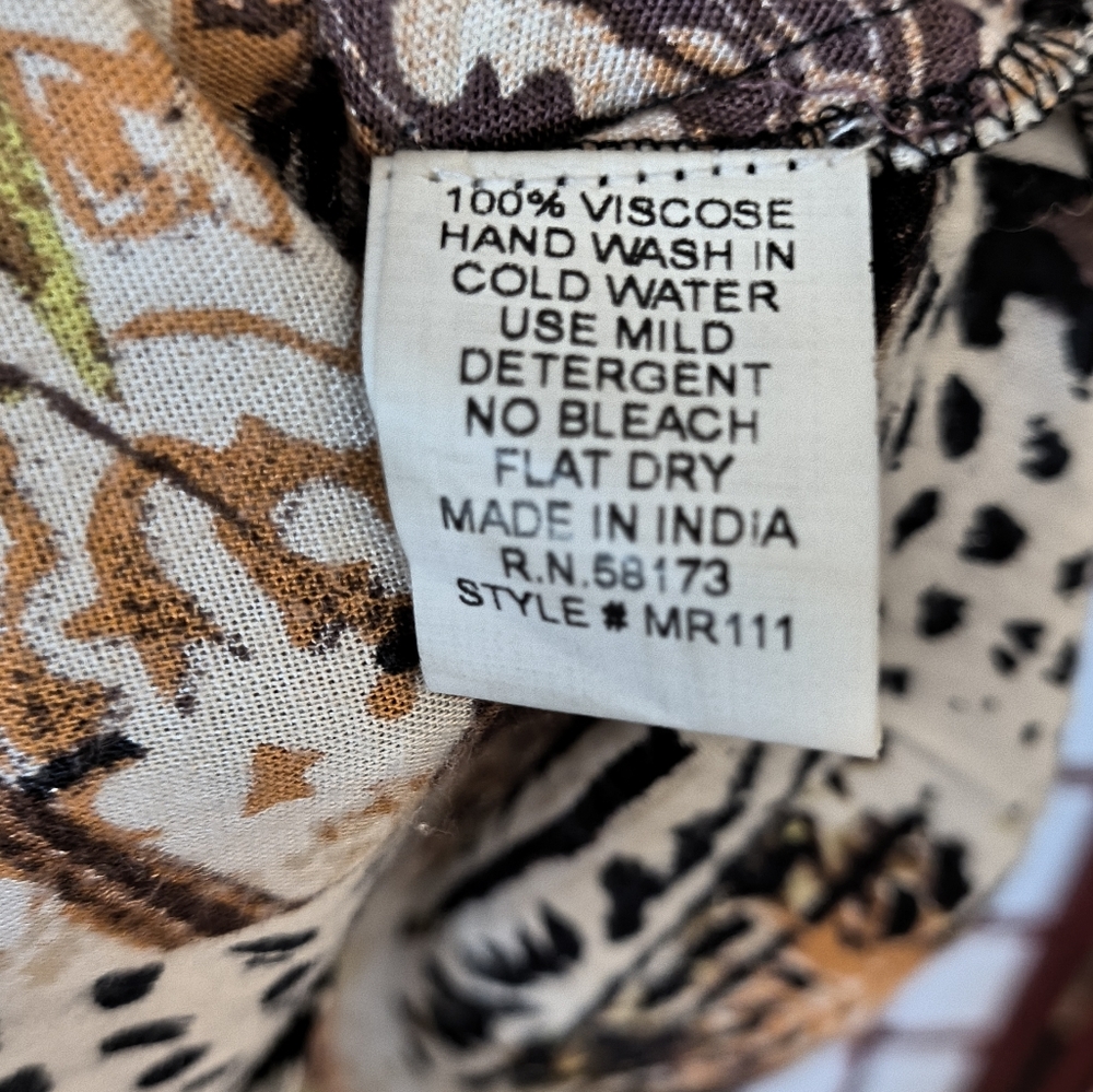 RAGA MAN Multicolor Patterned Button-Up Shirt—Size Medium - Picture 3 of 3